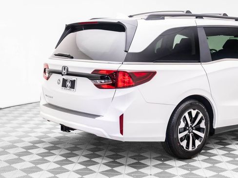New 2026 Honda Odyssey EX-L image 33