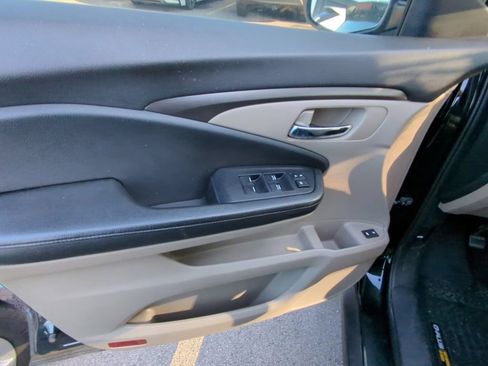 Used 2016 Honda Pilot EX-L image 8