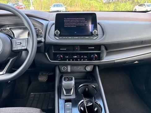 Certified 2023 Nissan Rogue SV FWD image 19