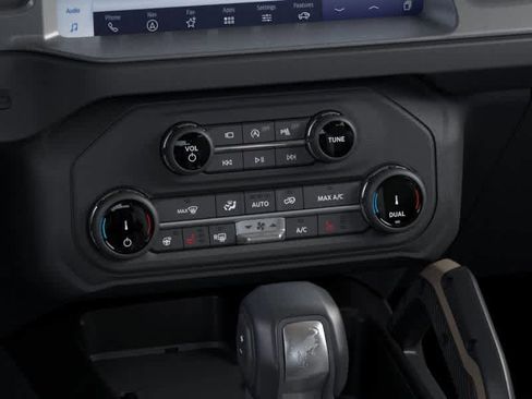 New 2026 Ford Bronco Badlands image 16