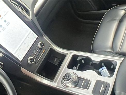 Certified 2024 Ford Edge SEL image 27