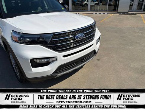 Used 2023 Ford Explorer XLT w/ Equipment Group 202A AWD/4WD image 7