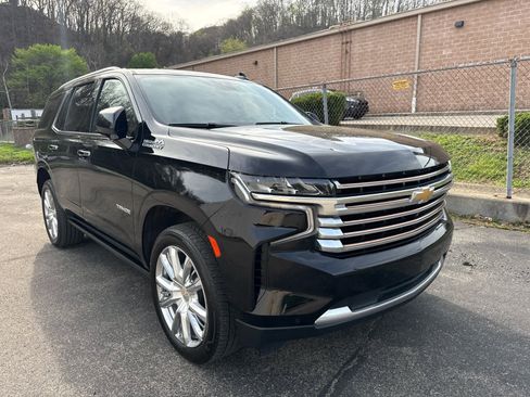 Used 2023 Chevrolet Tahoe High Country AWD/4WD image 12