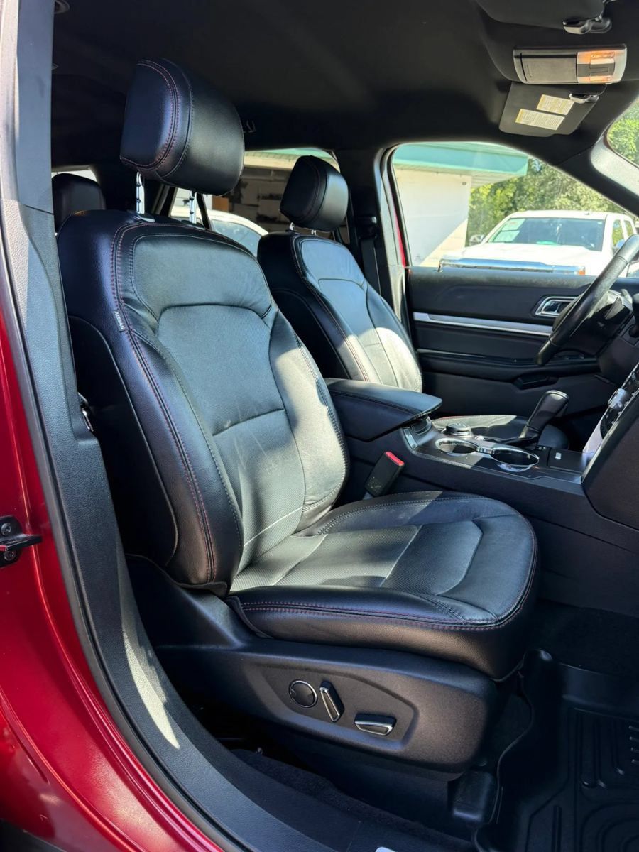 Used 2017 Ford Explorer Sport AWD/4WD image 24