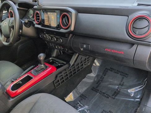 Used 2019 Toyota Tacoma TRD Off-Road image 21