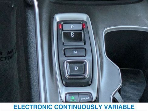 Certified 2022 Honda Accord Sport image 19