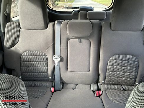Used 2012 Nissan Pathfinder SV image 20