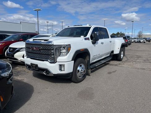 Used 2020 GMC Sierra 3500 Denali w/ Denali Ultimate Package AWD/4WD image 6