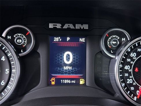 Used 2024 RAM 1500 Big Horn w/ Trailer Tow Group image 12