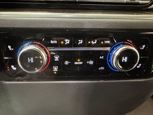 New 2026 GMC Sierra 1500 Elevation image 13