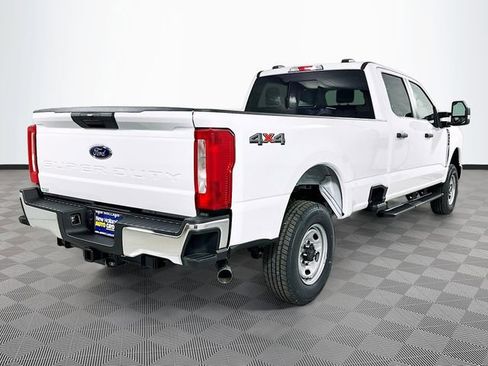 New 2026 Ford F350 XL w/ XL Chrome Package image 4