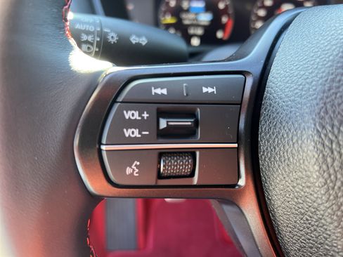 Used 2025 Honda Civic Type R image 9