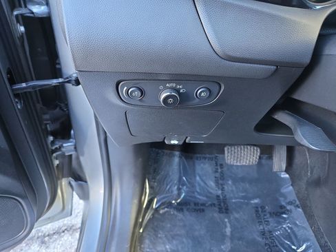 Used 2023 Buick Encore GX Select image 19