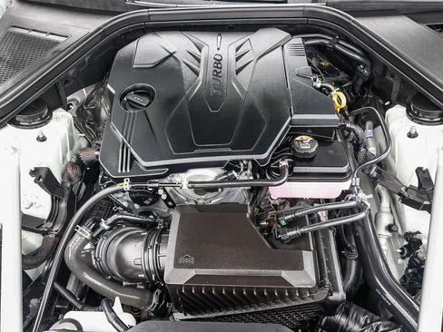 Used 2025 Genesis G80 2.5T image 29