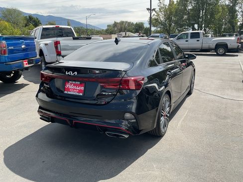 Used 2023 Kia Forte LXS w/ LXS Technology Package FWD image 6