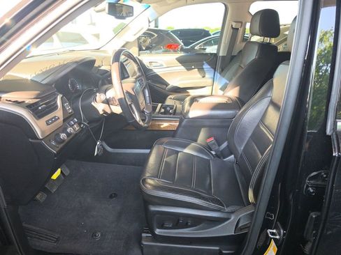 Used 2019 GMC Yukon Denali w/ Denali Ultimate Package AWD/4WD image 5