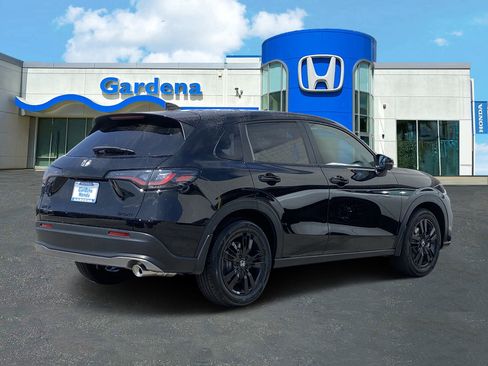 Used 2026 Honda HR-V Sport image 6