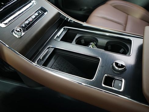 New 2026 Lincoln Aviator Reserve w/ Jet Appearance Package AWD/4WD image 31