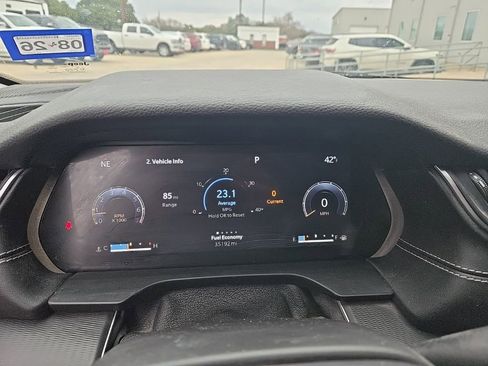 Used 2023 Jeep Grand Cherokee Laredo w/ Luxury Tech Group I image 13