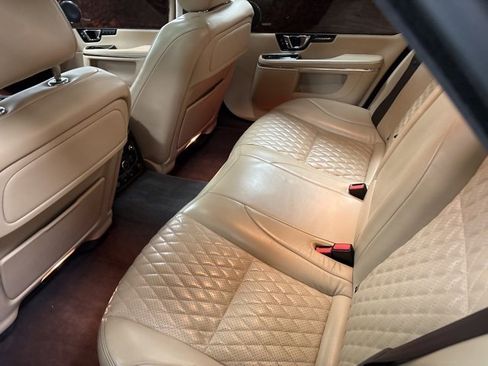 Used 2016 Jaguar XJ L Portfolio image 13