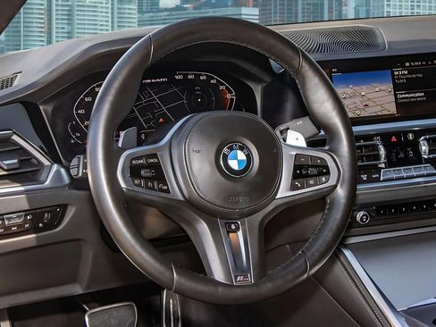 Used 2022 BMW M440i Coupe w/ Premium Package image 17