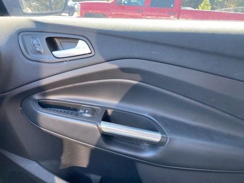 Used 2018 Ford Escape SEL image 21