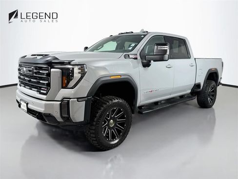Used 2024 GMC Sierra 2500 AT4 w/ Technology Package AWD/4WD image 1