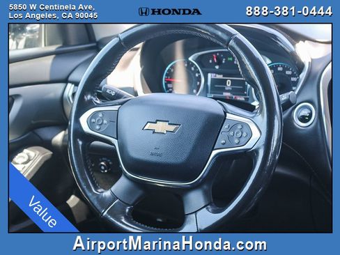 Used 2018 Chevrolet Traverse LT w/ LPO, Black Accent Package AWD/4WD image 15