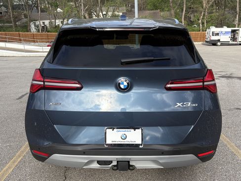 Certified 2025 BMW X3 xDrive30i AWD/4WD image 9