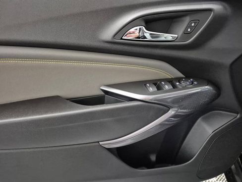 New 2026 Chevrolet Trax ACTIV FWD image 13