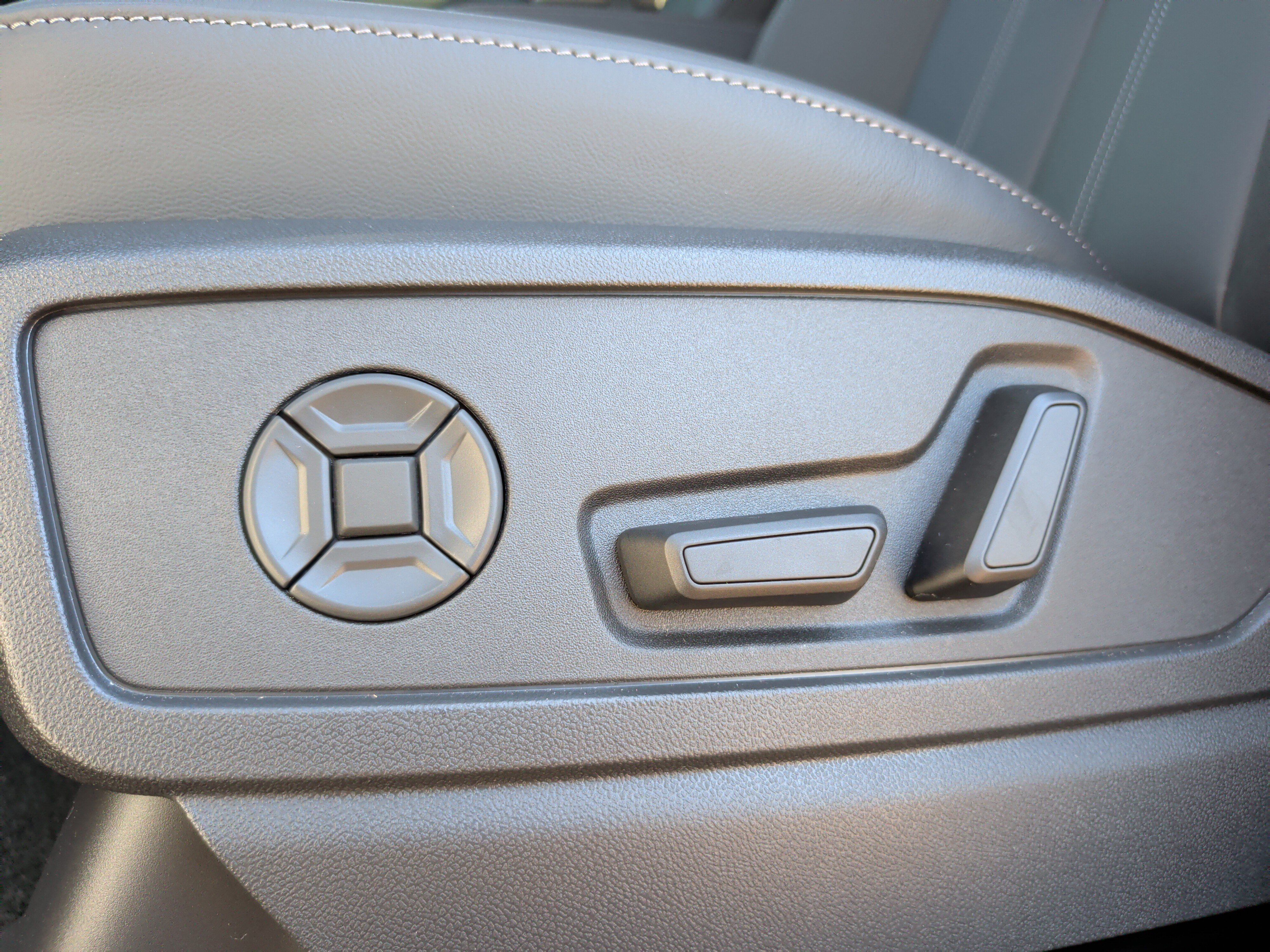 Used 2026 Audi Q5 Premium AWD/4WD image 26