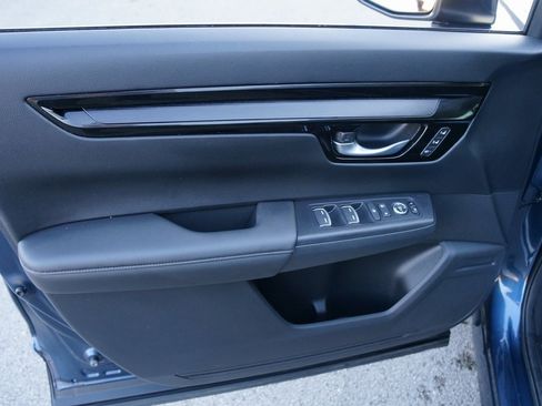 Used 2024 Honda CR-V EX-L image 16