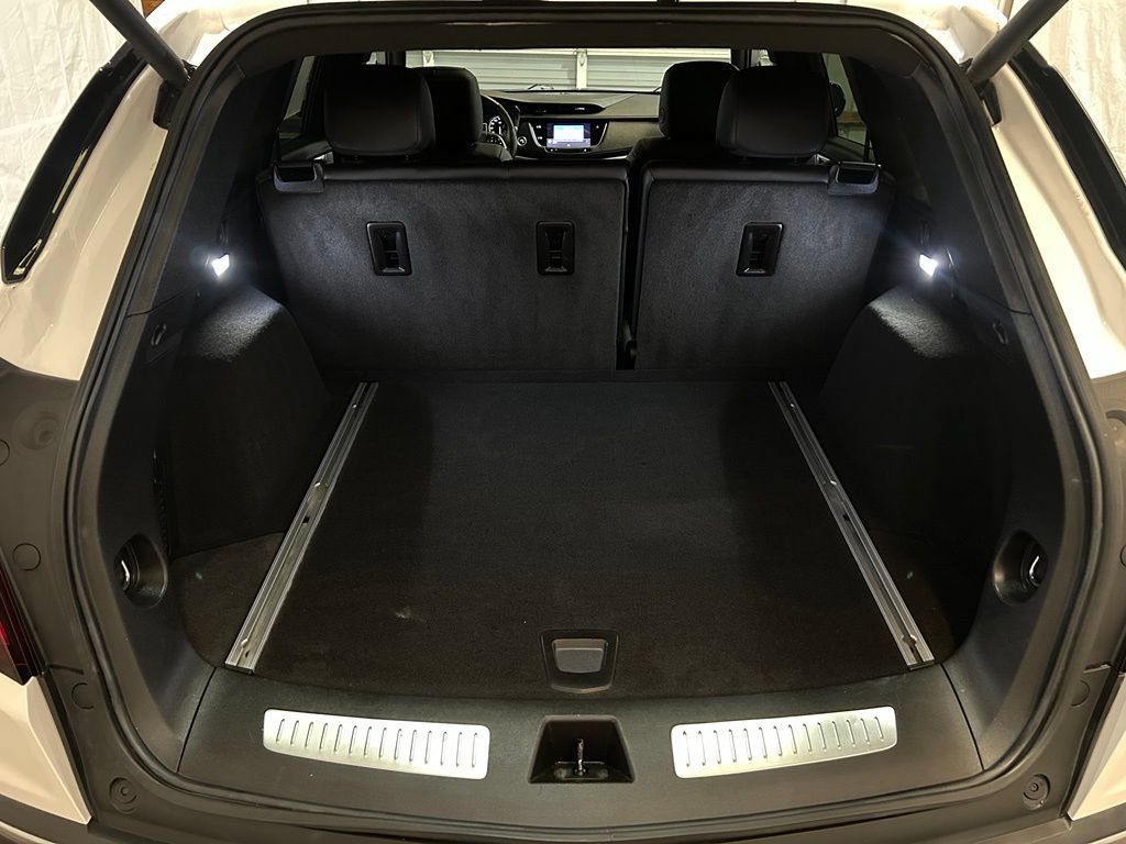 Used 2024 Cadillac XT5 Premium Luxury FWD image 7