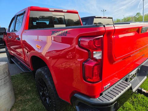 Used 2021 Chevrolet Silverado 1500 LT Trail Boss w/ LT Trail Boss Premium Package image 10