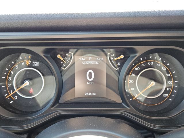 Used 2025 Jeep Gladiator Sport AWD/4WD image 23