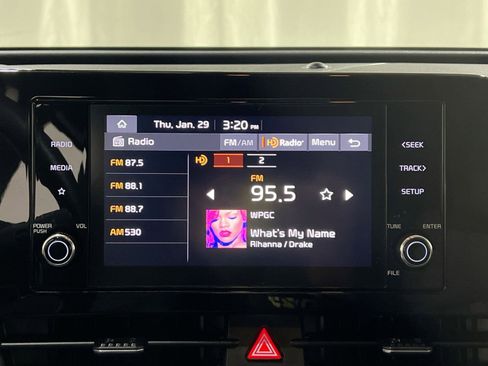 Used 2023 Kia Sportage LX image 18