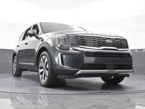 Used 2021 Kia Telluride S image 64