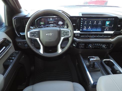 Certified 2024 Chevrolet Silverado 1500 RST w/ Texas Edition Plus image 17