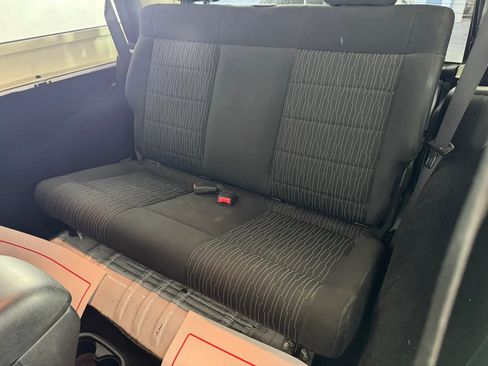 Used 2011 Jeep Wrangler Rubicon w/ Dual Top Group image 30