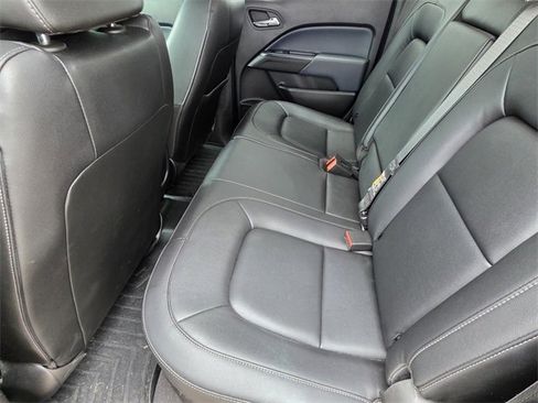 Used 2020 Chevrolet Colorado Z71 w/ Z71 Midnight Edition image 9