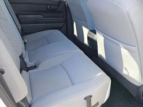 Certified 2025 Toyota Tacoma SR5 image 18