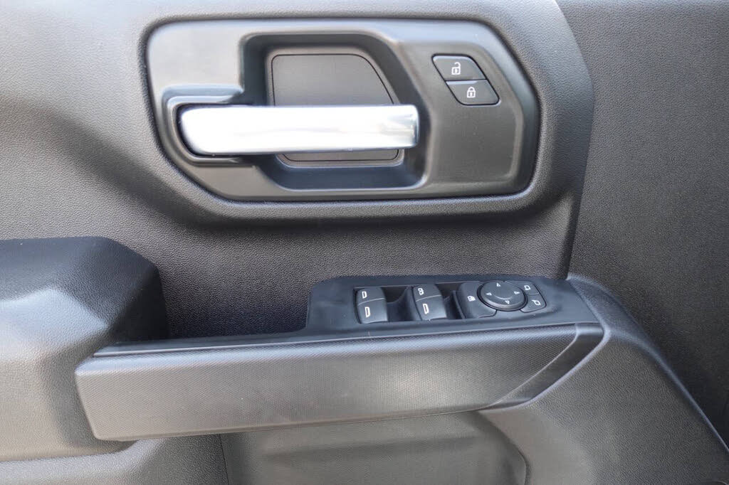 Used 2025 Chevrolet Silverado 2500 Custom w/ Custom Convenience Package AWD/4WD image 15