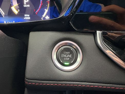 Used 2024 Chevrolet Colorado Z71 w/ Z71 Convenience Package 2 image 15