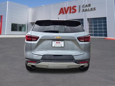 Used 2025 Chevrolet Blazer LT AWD/4WD image 7