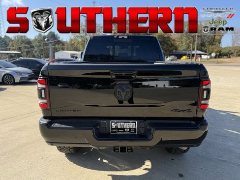 Used 2024 RAM 2500 Limited image 4
