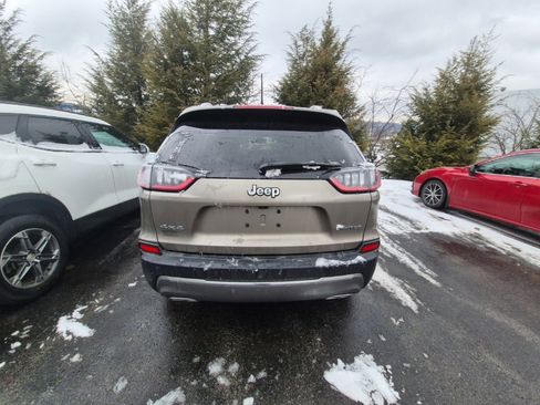 Used 2019 Jeep Cherokee Limited image 6