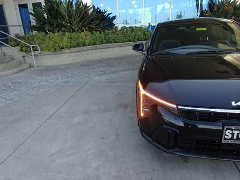 Used 2025 Kia K4 GT-Line FWD image 30