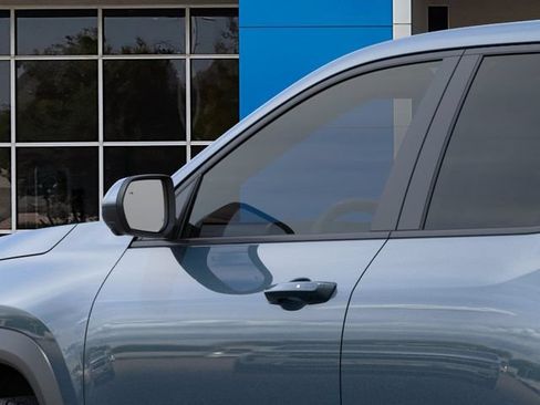 New 2027 Chevrolet Equinox LT w/ Safety and Technology Package FWD image 12