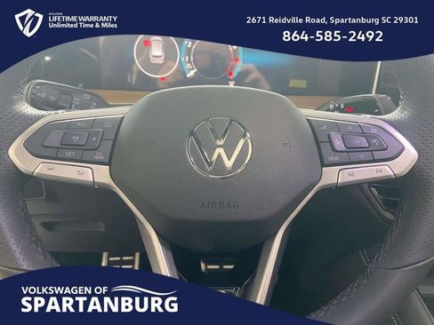 New 2026 Volkswagen Tiguan SEL R-Line image 20