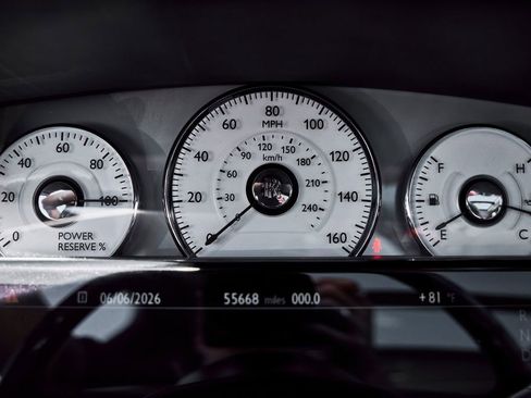 Used 2014 Rolls-Royce Ghost RWD image 69